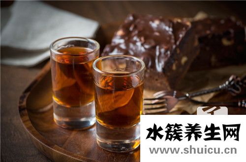 蜈蚣泡酒