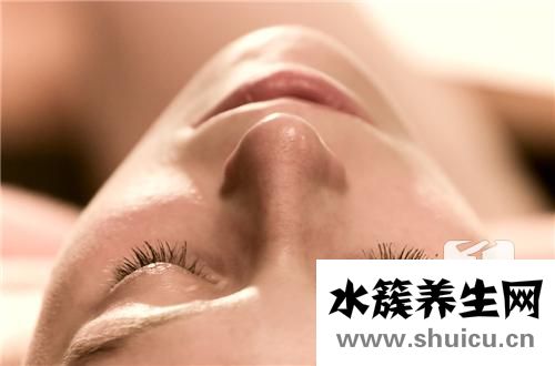 鼻翼兩側長痘的原因