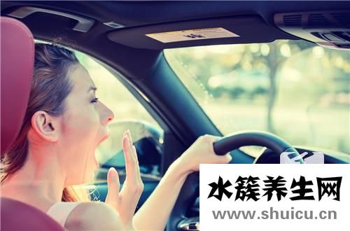 晚上睡不著白天犯困