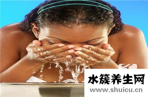 生理鹽水敷臉的作用