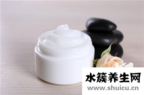 bb霜和粉底液的區別