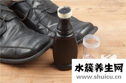新鞋磨腳后跟