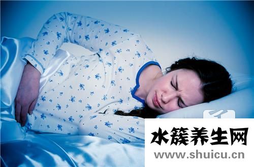 女性小腹脹
