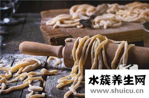 豆角悶面