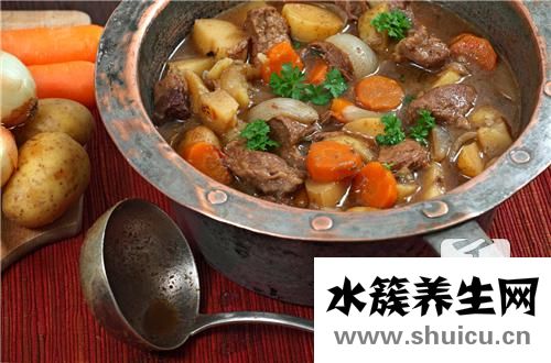 土豆燉雞湯