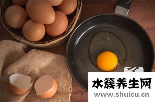蛋黃羹