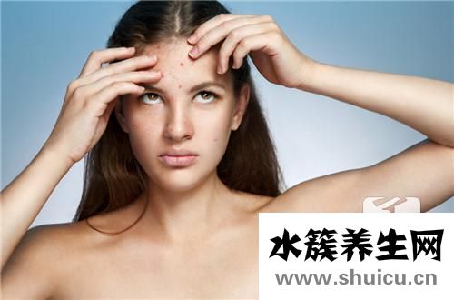 臉上長膿包型痘痘