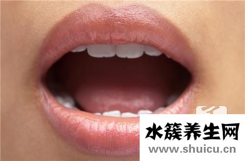 嘴巴腫了怎么消腫最快