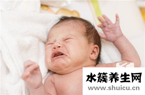 新生兒巨結腸