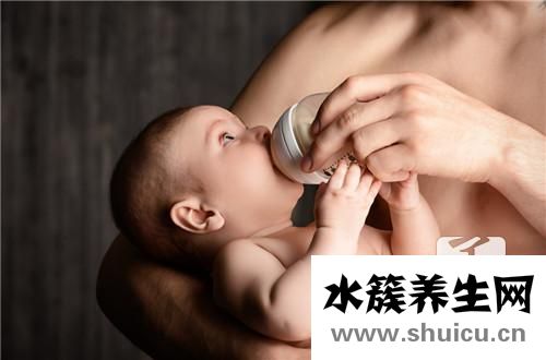 手擠奶