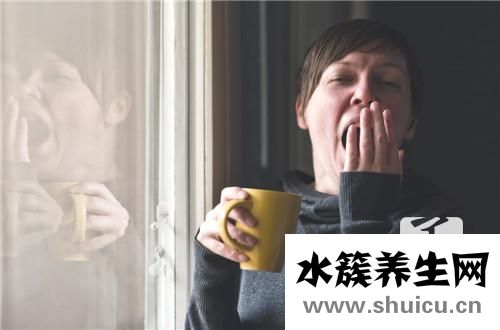 打哈欠流眼淚是回事