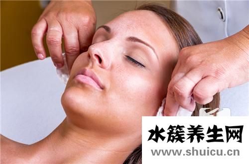 眼角長斑去除