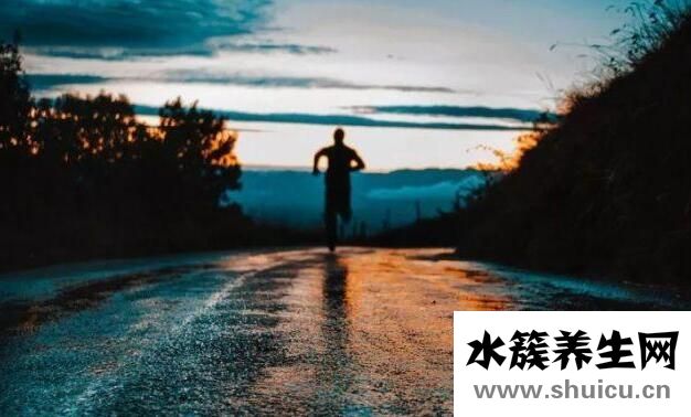 晚上運動的最佳時間