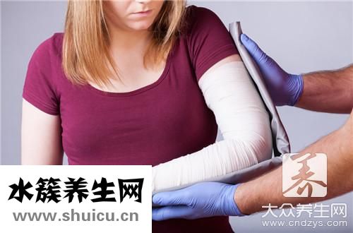 髕骨骨裂