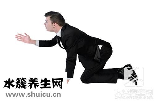 膝蓋里面癢