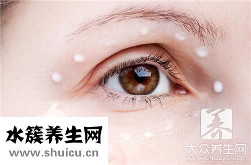 眼睛變形了恢復