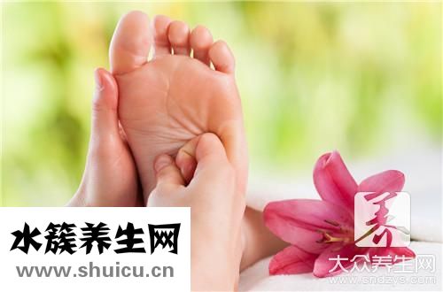腳底麻