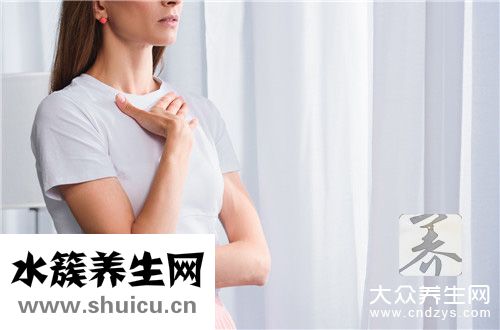 胸口有點悶