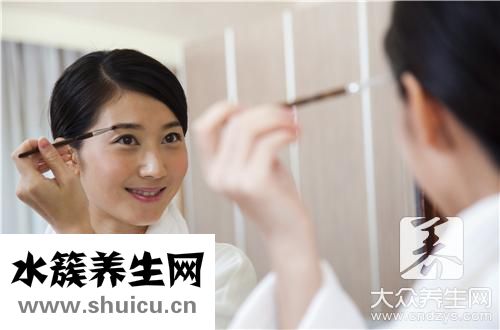 紋眉結痂