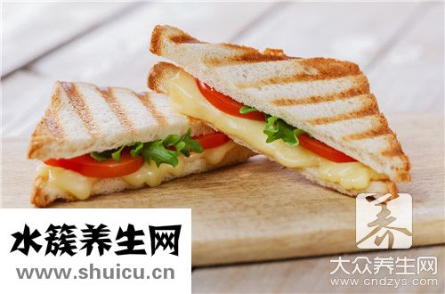 面包發霉