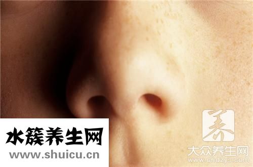 鼻子聞到異味