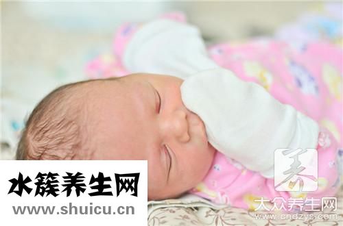 四個月睡眠時間
