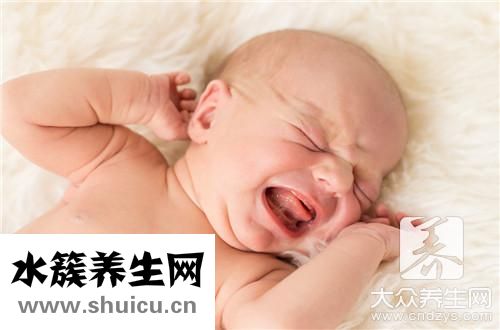 先天性喉喘鳴