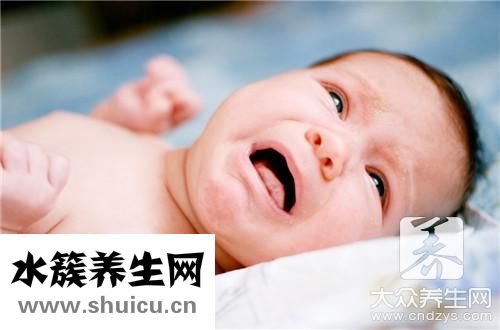 先天性喉喘鳴