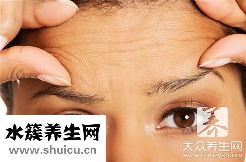 額頭不平