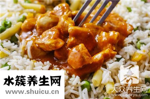 咖喱土豆雞肉飯