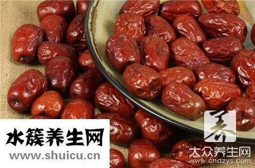 紅棗泡水喝有什么好處