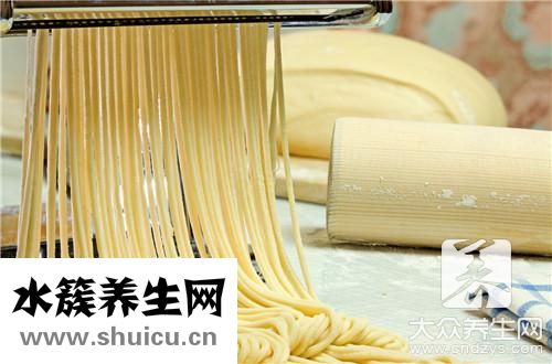 涼拌面條