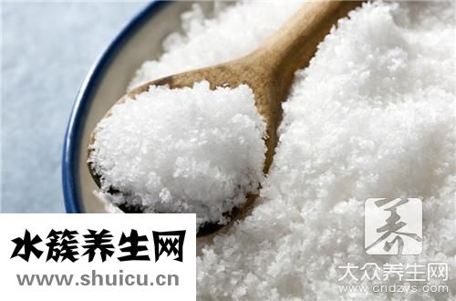 鹽水洗眼睛