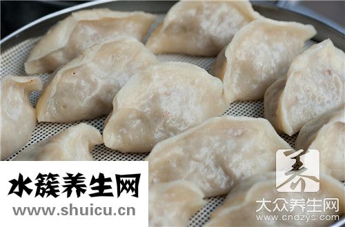 白菜素餡餃子法