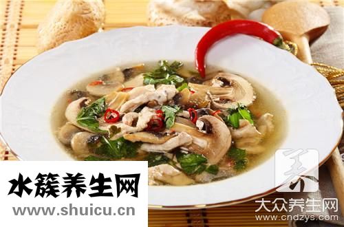 竹筍燉雞
