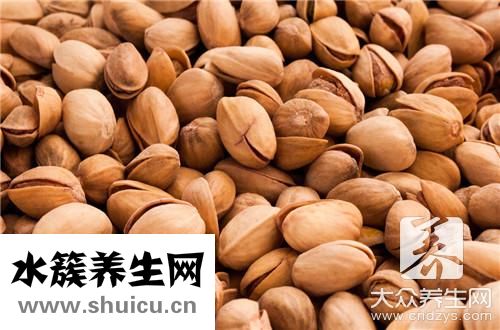 菠菜拌花生米
