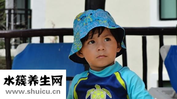 先天性近視