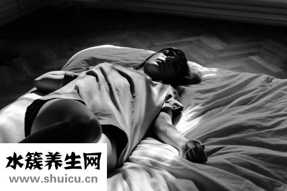 嬰兒翻白眼
