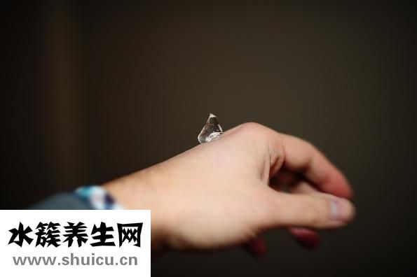手術治療痤瘡