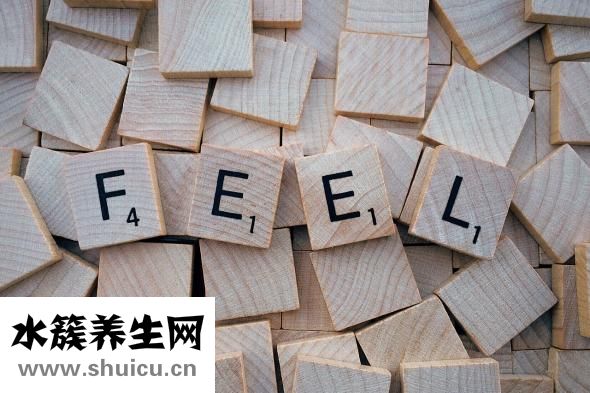 雙側上頜竇囊腫