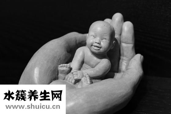 孕晚期胎動頻繁