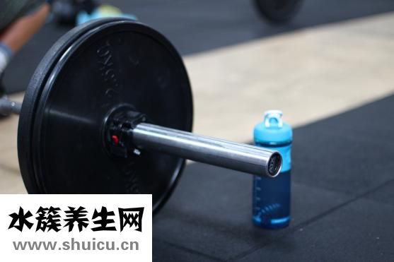 啞鈴怎么練