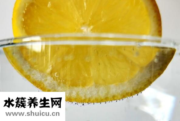 手流血的圖片