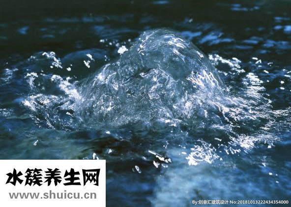 在溫泉里做