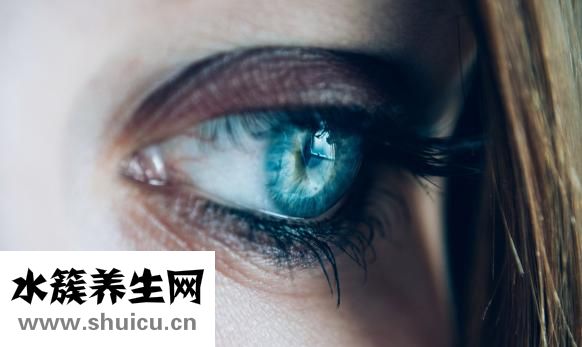 卷翹睫毛膏