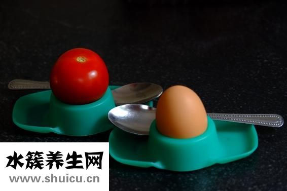 手背上長痣