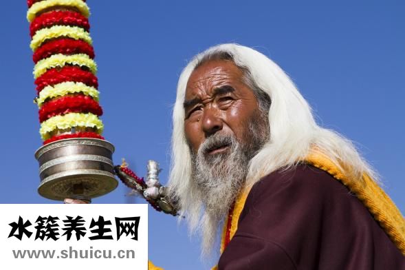 手長老年斑