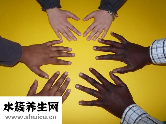 小丘疹是什么