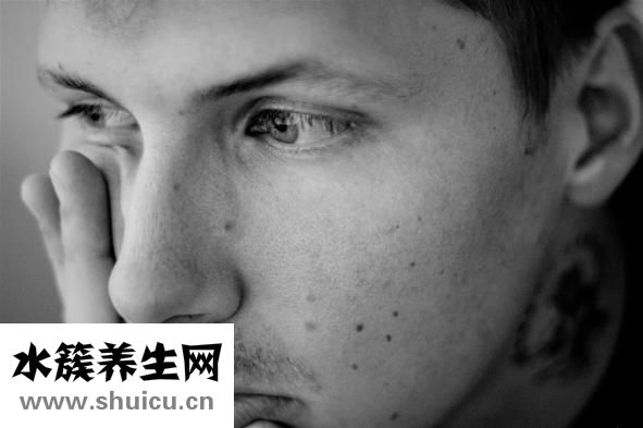 眼瞼板腺堵塞
