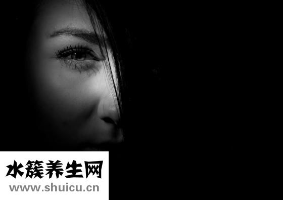 眉毛一根長